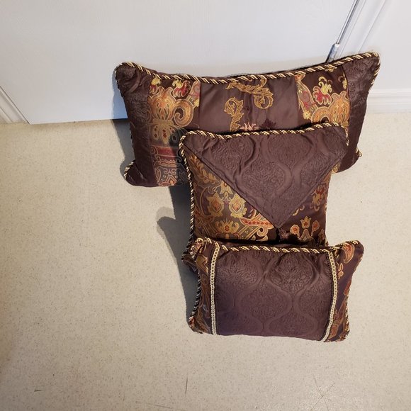 Ritz Carlton Resorts Accents 3 Deluxe Decorative Ritz Carlton Gold